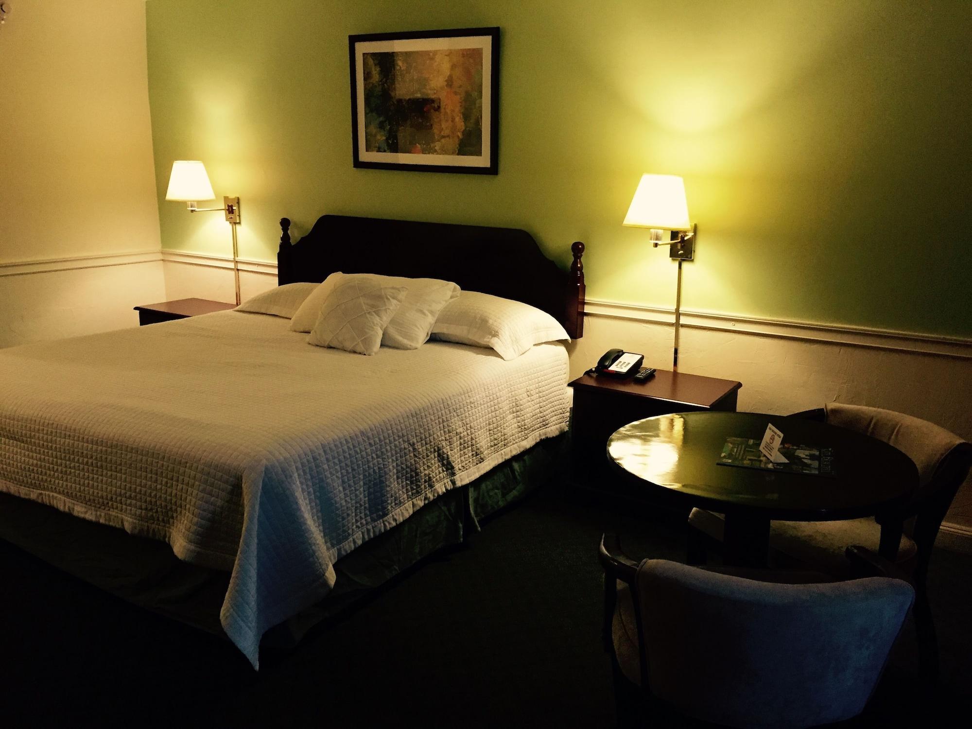 Hotel Chateaubleau Coral Gables Buitenkant foto
