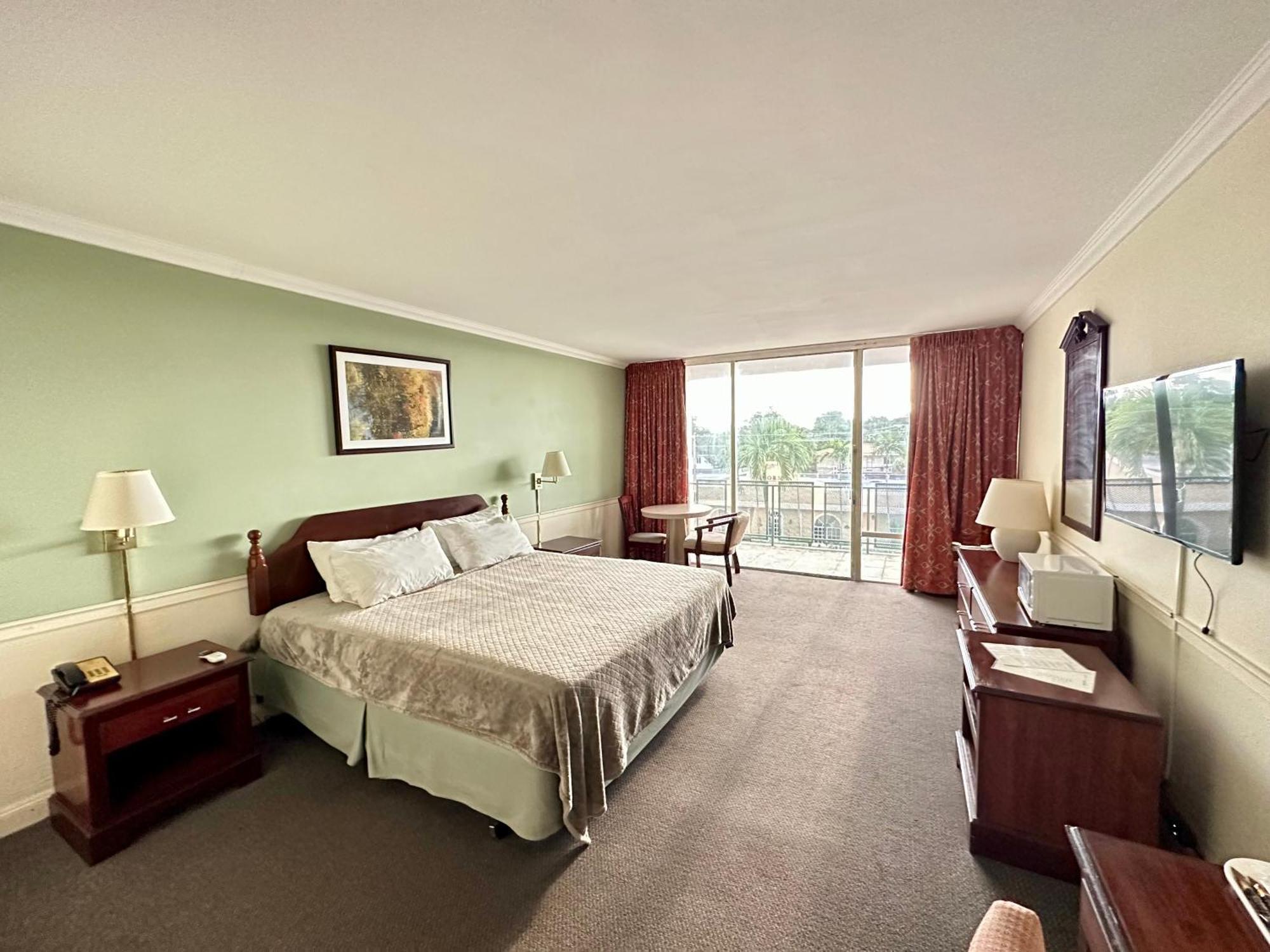 Hotel Chateaubleau Coral Gables Buitenkant foto