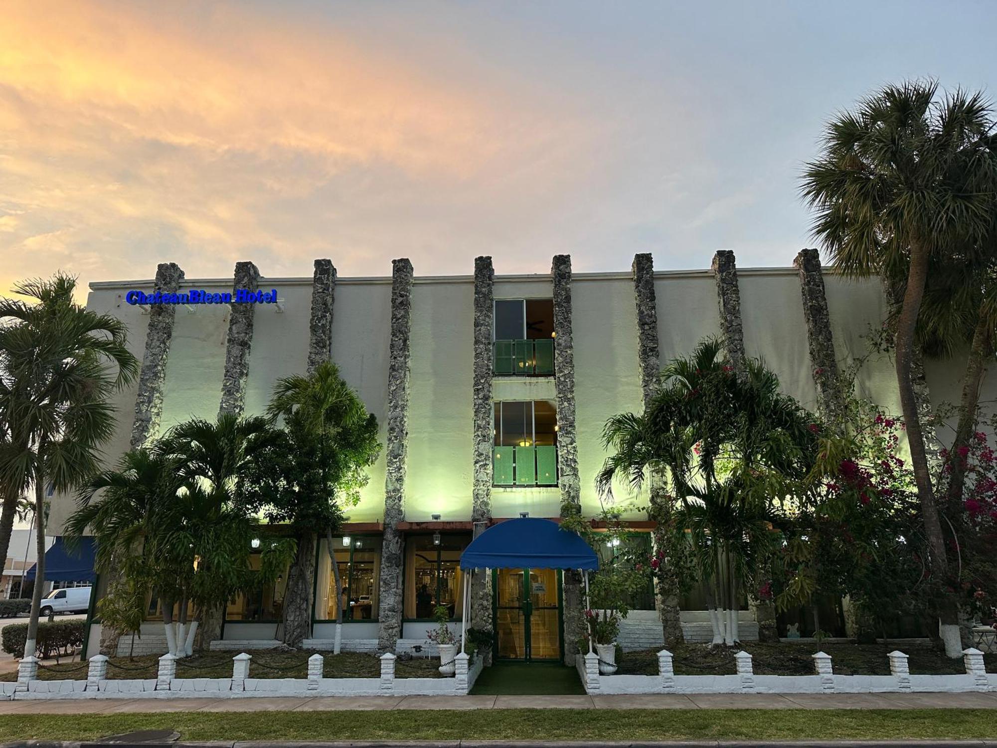 Hotel Chateaubleau Coral Gables Buitenkant foto