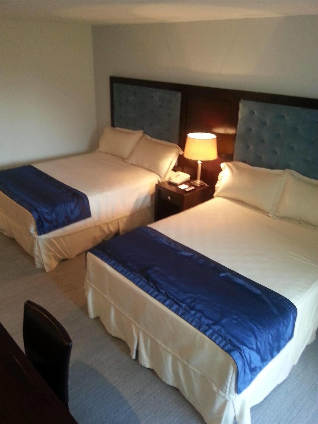 Hotel Chateaubleau Coral Gables Buitenkant foto