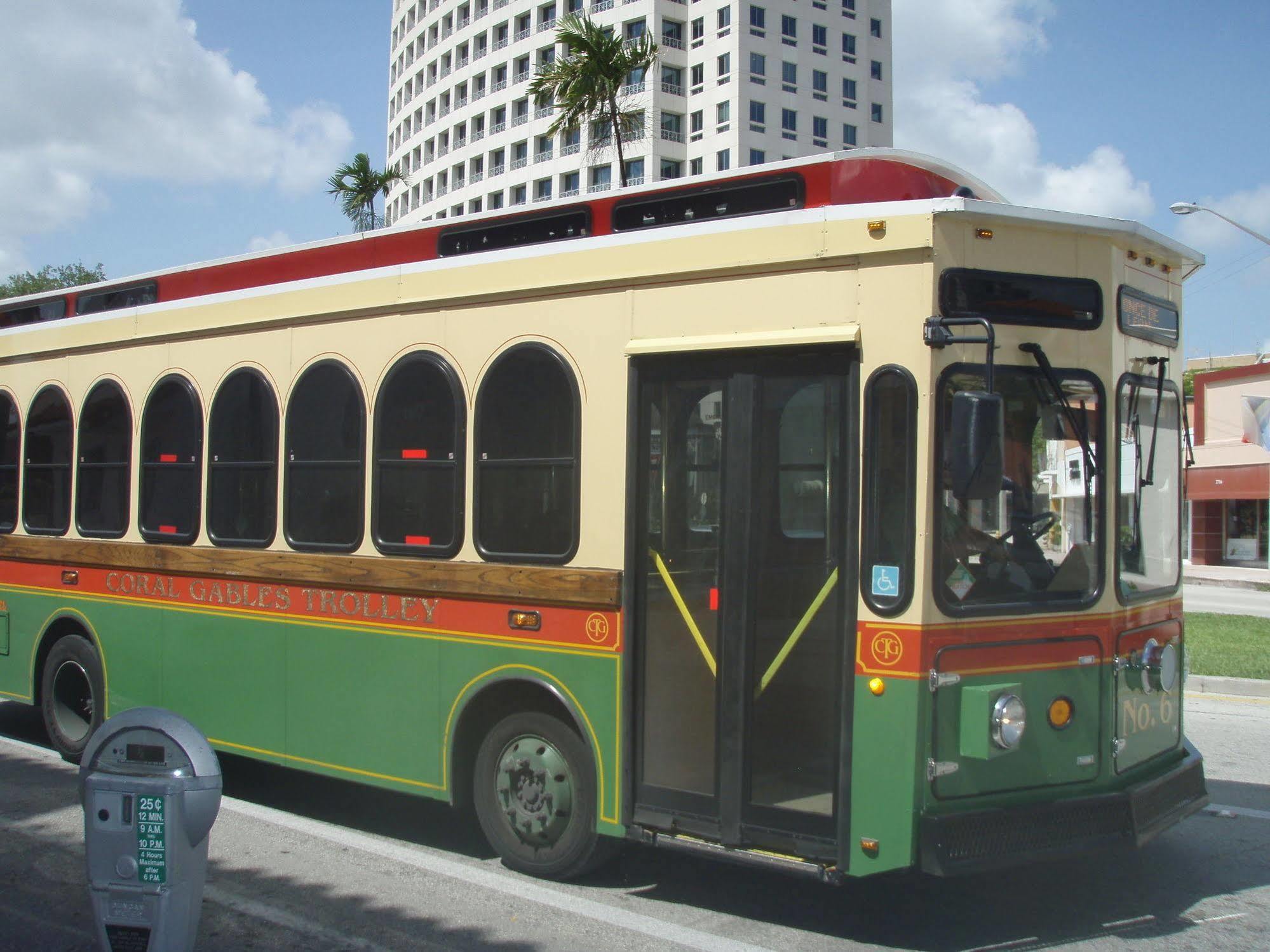 Hotel Chateaubleau Coral Gables Buitenkant foto