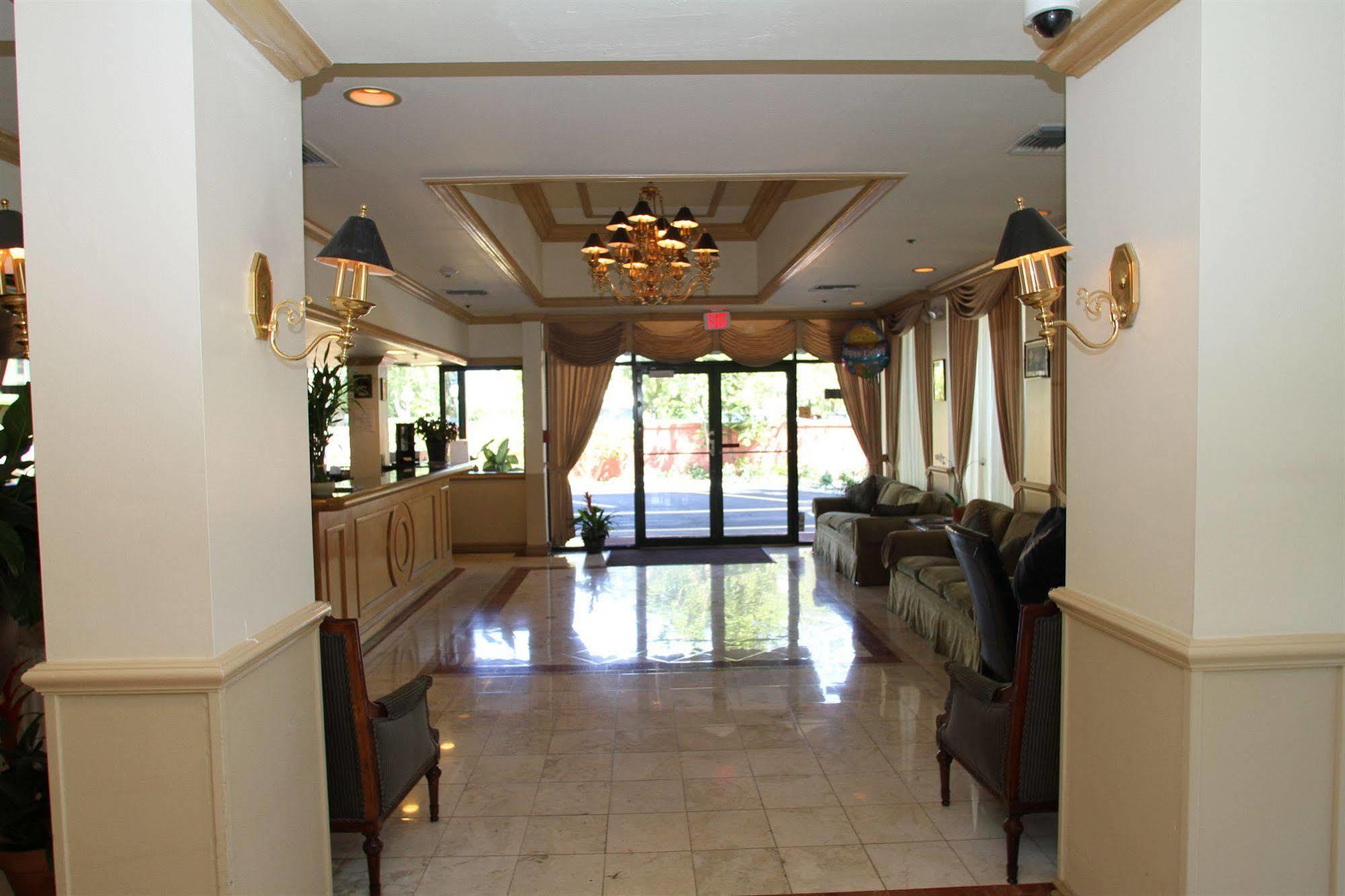 Hotel Chateaubleau Coral Gables Buitenkant foto