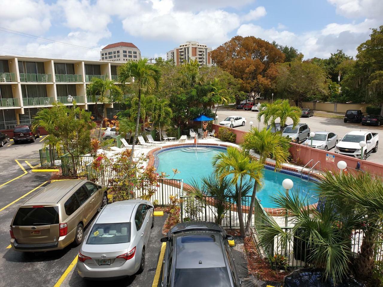 Hotel Chateaubleau Coral Gables Buitenkant foto